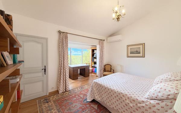 Maison à vendre    4 pièces •  Fayence