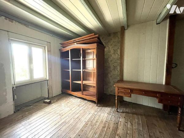 A VENDRE - SAINT-JEAN-DE-BOISEAU - En village - Maison d'env 82.99m² (111.23m² utile) sur 308 m² 