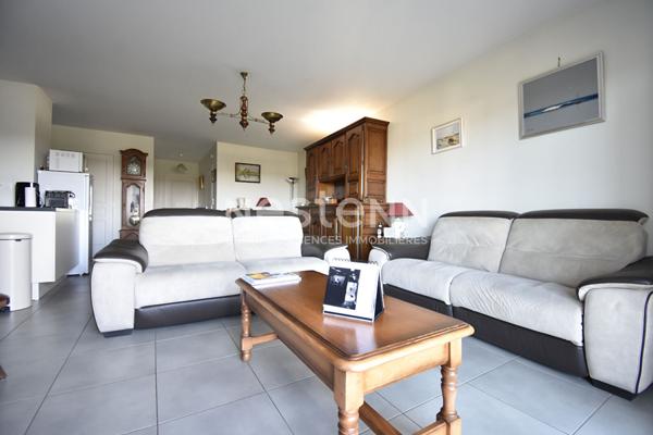 Lumière, espace et confort au coeur du bourg de Saint-Herblain!