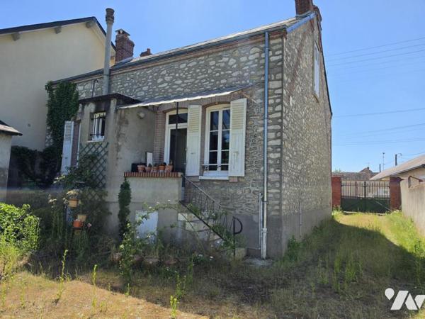 45120 CHALETTE SUR LOING - MAISON  T4 92M² + DEPENDANCES