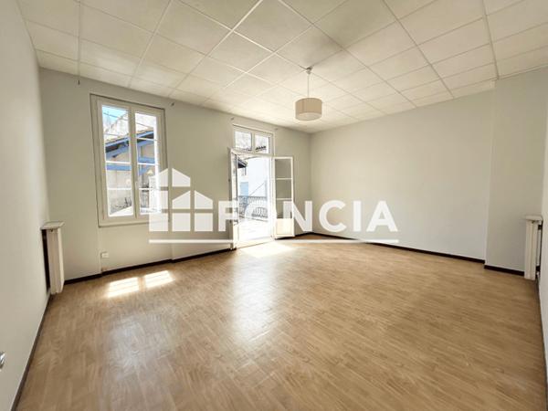 Location Appartement 4 pièces 97.15 m² - 13 RUE MAURICE JACOB Agen 47000
