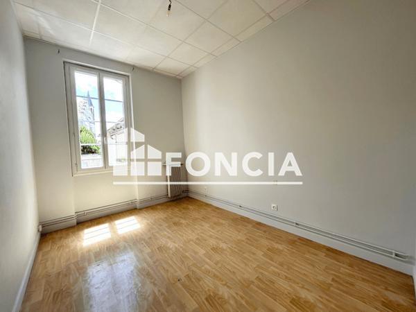 Location Appartement 4 pièces 97.15 m² - 13 RUE MAURICE JACOB Agen 47000