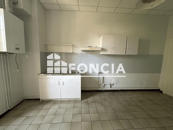 Location Appartement 4 pièces 97.15 m² - 13 RUE MAURICE JACOB Agen 47000