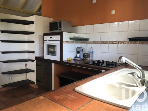 Maison d’architecte 6 pièces de 185 m² à Sainte-Rose (97115)