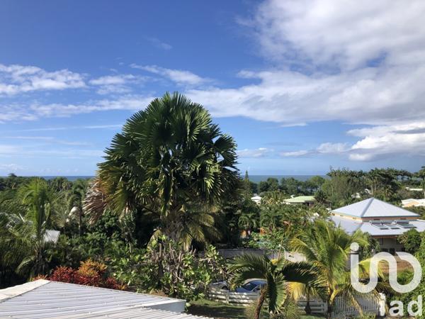 Maison d’architecte 6 pièces de 185 m² à Sainte-Rose (97115)