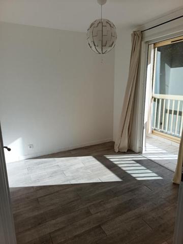 APPARTEMENT T2/3- SIX FOURS - LA COUDOULIERE