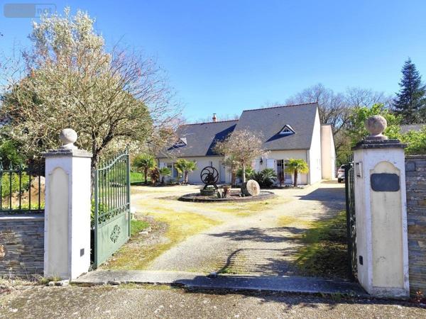 Maison à vendre à Saint-Saturnin-sur-Loire dans le Maine-et-Loire (49320), ref : 49005-1365