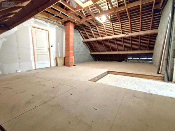 Maison à vendre à Saint-Saturnin-sur-Loire dans le Maine-et-Loire (49320), ref : 49005-1365