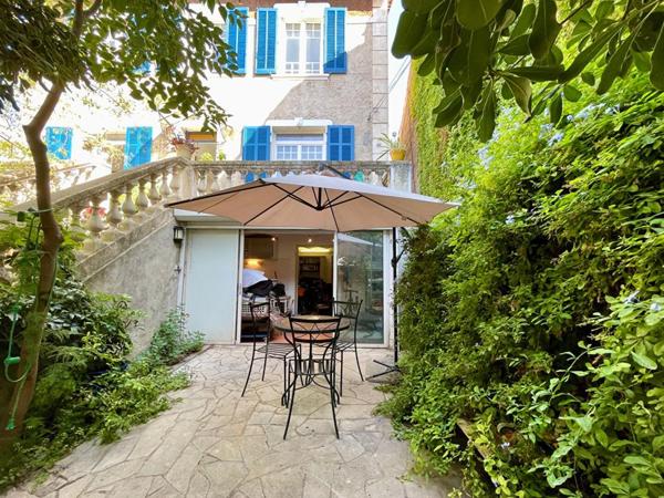 Maison de Charme Art-Déco et ses dépendances avec jardin et terrasse - Toulon (83200)