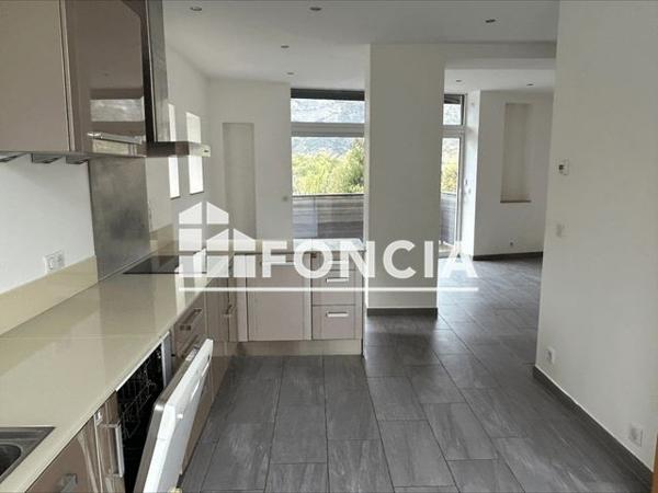 Location Appartement 3 pièces 70.78 m² - 1 BIS TRAVERSE DU CROZET Vif 38450