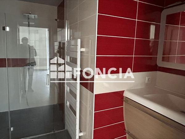 Location Appartement 3 pièces 70.78 m² - 1 BIS TRAVERSE DU CROZET Vif 38450