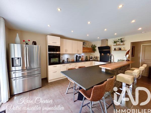 Maison à vendre 5 pièces 193 m² Crécy-la-Chapelle
