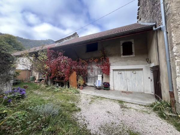 Vente Maison 4 pièces 87 m2 à Ambléon