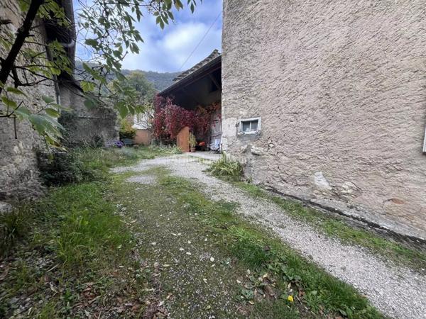 Vente Maison 4 pièces 87 m2 à Ambléon