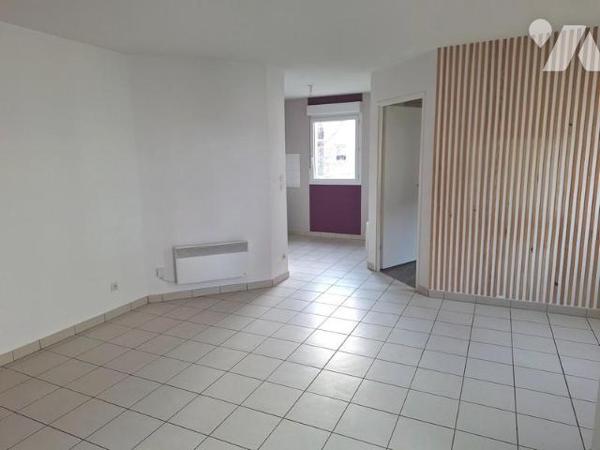 Appartement  F2 bis, 1er étage.