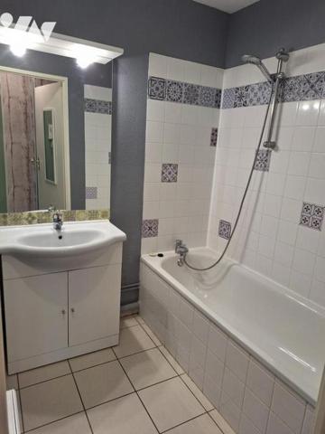 Appartement  F2 bis, 1er étage.