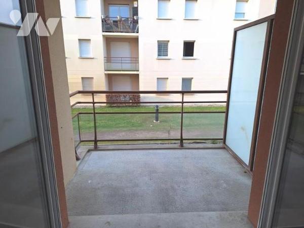 Appartement  F2 bis, 1er étage.
