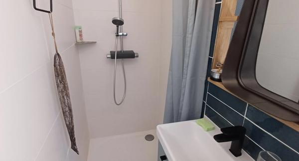 (16) Angoulême Maison à vendre 4 pièces, 3 Chambres, 1 Garage, terrain clos