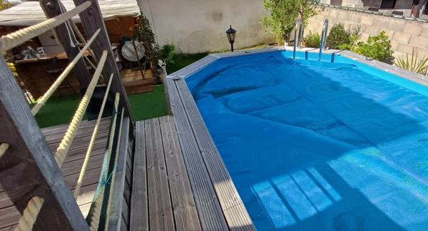 (16) Angoulême Maison à vendre 4 pièces, 3 Chambres, 1 Garage, terrain clos