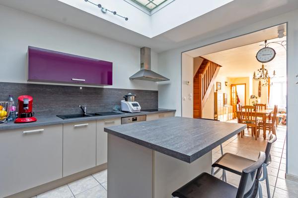 Maison à vendre 4 pièces 82m² Pérenchies (59840)