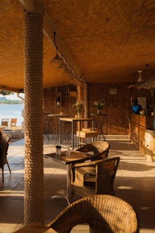 SAINT CHAMAS - Restaurant 80 couverts, Terrasse 150 places