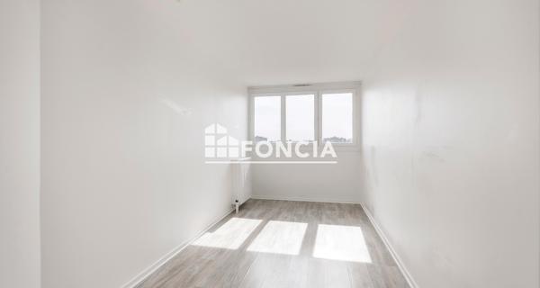 À vendre Appartement 3 pièces 79 m² - Créteil 94000