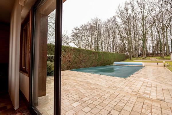 LIEUX UNIQUES ® x PROPRIÉTÉS PRIVÉES PROPOSE TRES BELLE MAISON CONTEMPORAINE DE 195 M² - CELLETTES