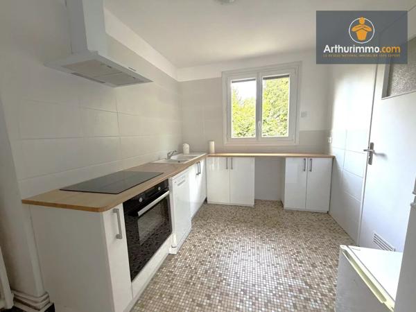 Vente                                                      Appartement
                        
                     4 pièces                      73 m2                     à Compiègne