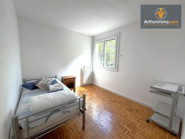 Vente                                                      Appartement
                        
                     4 pièces                      73 m2                     à Compiègne