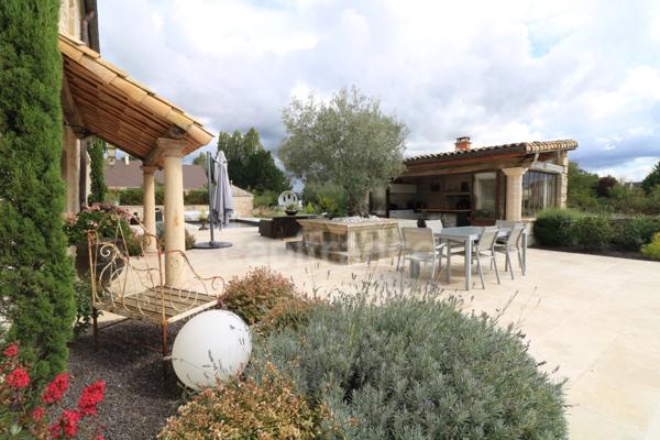 Demeure de charme avec piscine au cœur de la Côte Chalonnaise