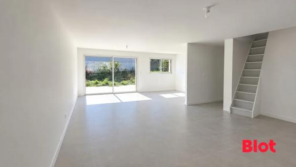 Maison 6 pièce(s)