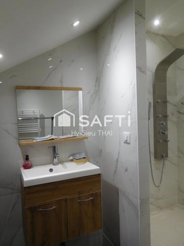 Maison de village, 2 étages, 5 pièces, jardin , garage à Nantua (01130)