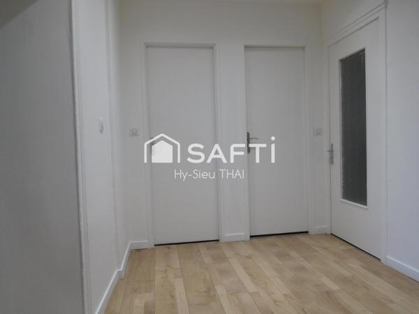 Maison de village, 2 étages, 5 pièces, jardin , garage à Nantua (01130)