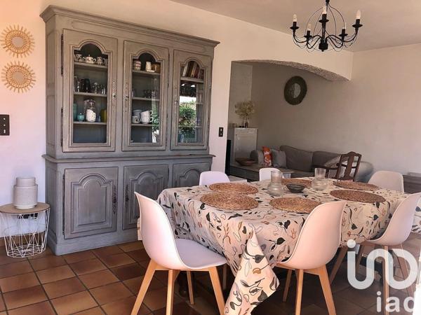 Maison traditionnelle 4 pièces de 101 m² à Sanary-sur-Mer (83110)