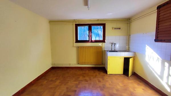 TALANT (21) MAISON A VENDRE - 7 pièces - Fort Potentiel