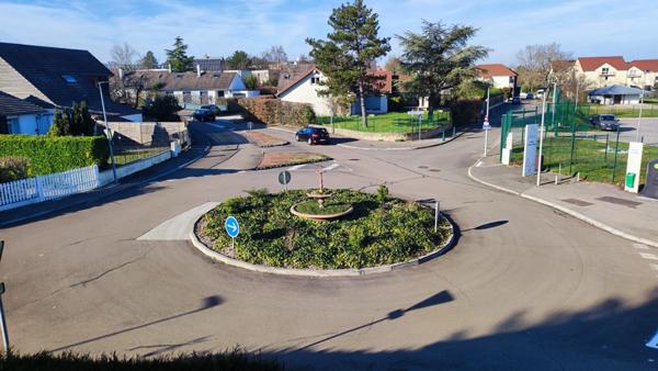 TALANT (21) MAISON A VENDRE - 7 pièces - Fort Potentiel