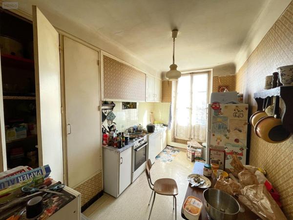 Immeuble à vendre à Manosque dans les Alpes-de-Haute-Provence (04100), ref : 025/1932   
Centre ville