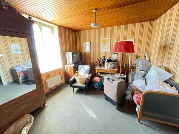 Immeuble à vendre à Manosque dans les Alpes-de-Haute-Provence (04100), ref : 025/1932   
Centre ville