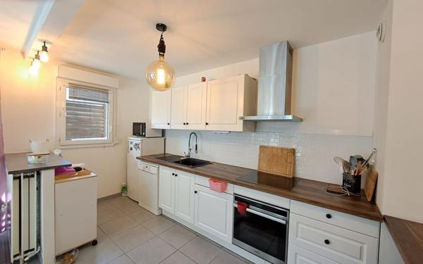 Appartement à louer    3 pièces •  Lognes