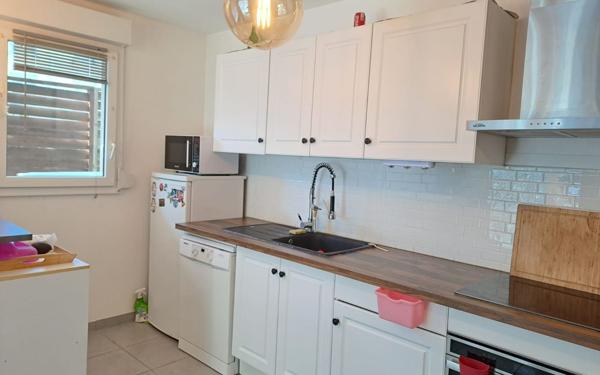 Appartement à louer    3 pièces •  Lognes