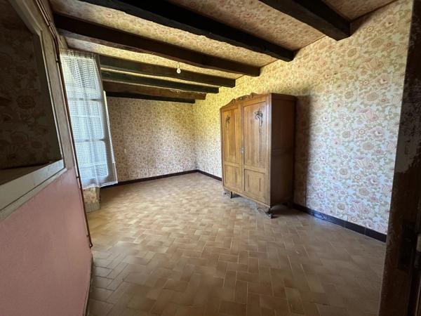 Vente                                                      Ferme
                        
                                         154 m2                     à Adriers
