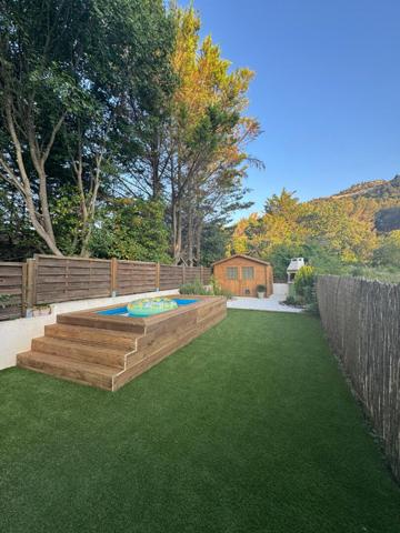 Maison Simiane Collongue 3 pièce(s) - jardin - piscine - Calme absolu.