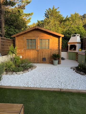 Maison Simiane Collongue 3 pièce(s) - jardin - piscine - Calme absolu.