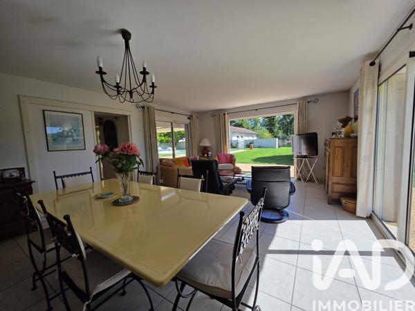 Maison à vendre 12 pièces 310 m² Bretenoux