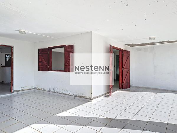 A VENDRE au Lamentin Maison composée de 2 logements de 4 pièces