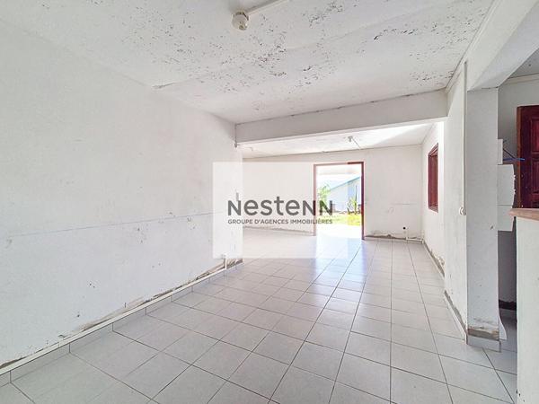 A VENDRE au Lamentin Maison composée de 2 logements de 4 pièces