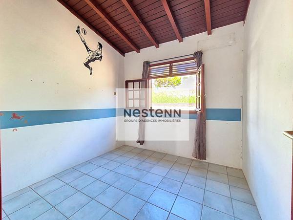 A VENDRE au Lamentin Maison composée de 2 logements de 4 pièces