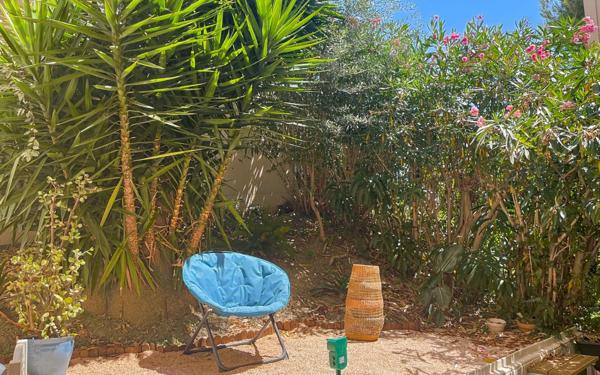 Appartement à vendre    3 pièces •  Hyères