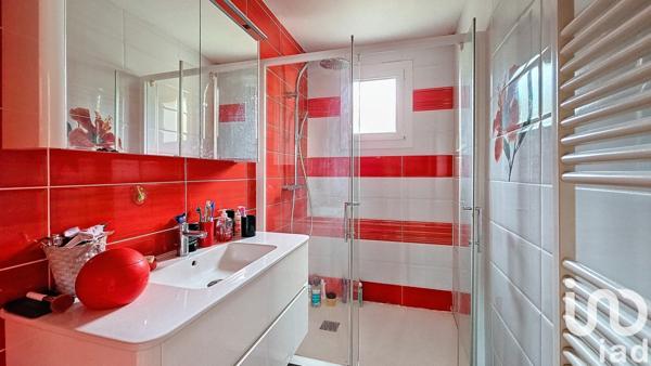 Maison traditionnelle 5 pièces de 125 m² à Annonay (07100)