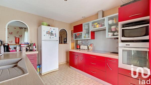 Maison traditionnelle 5 pièces de 125 m² à Annonay (07100)